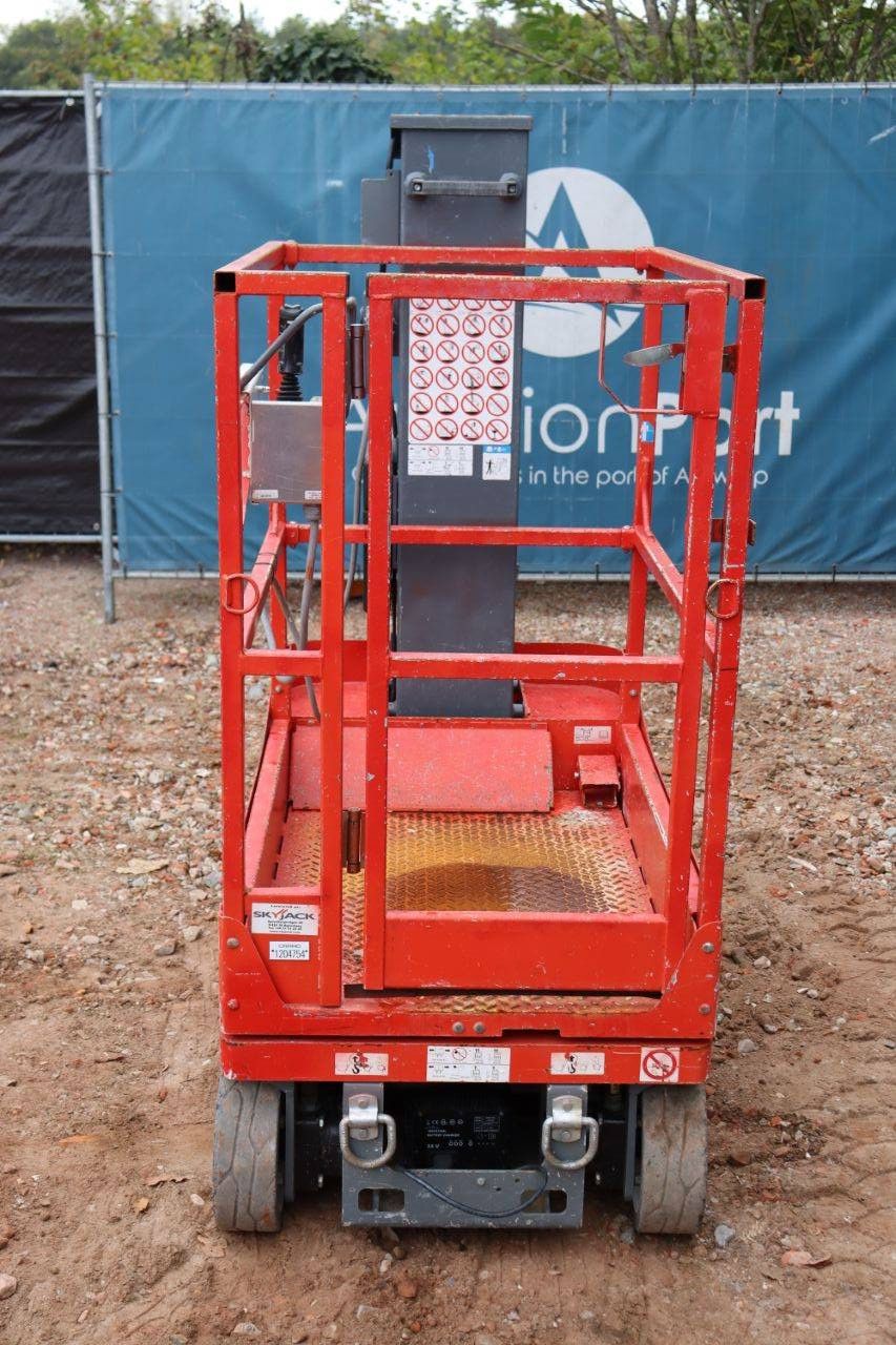Skyjack SJ12 Elektrischer Mastlift 5,66 m 2015