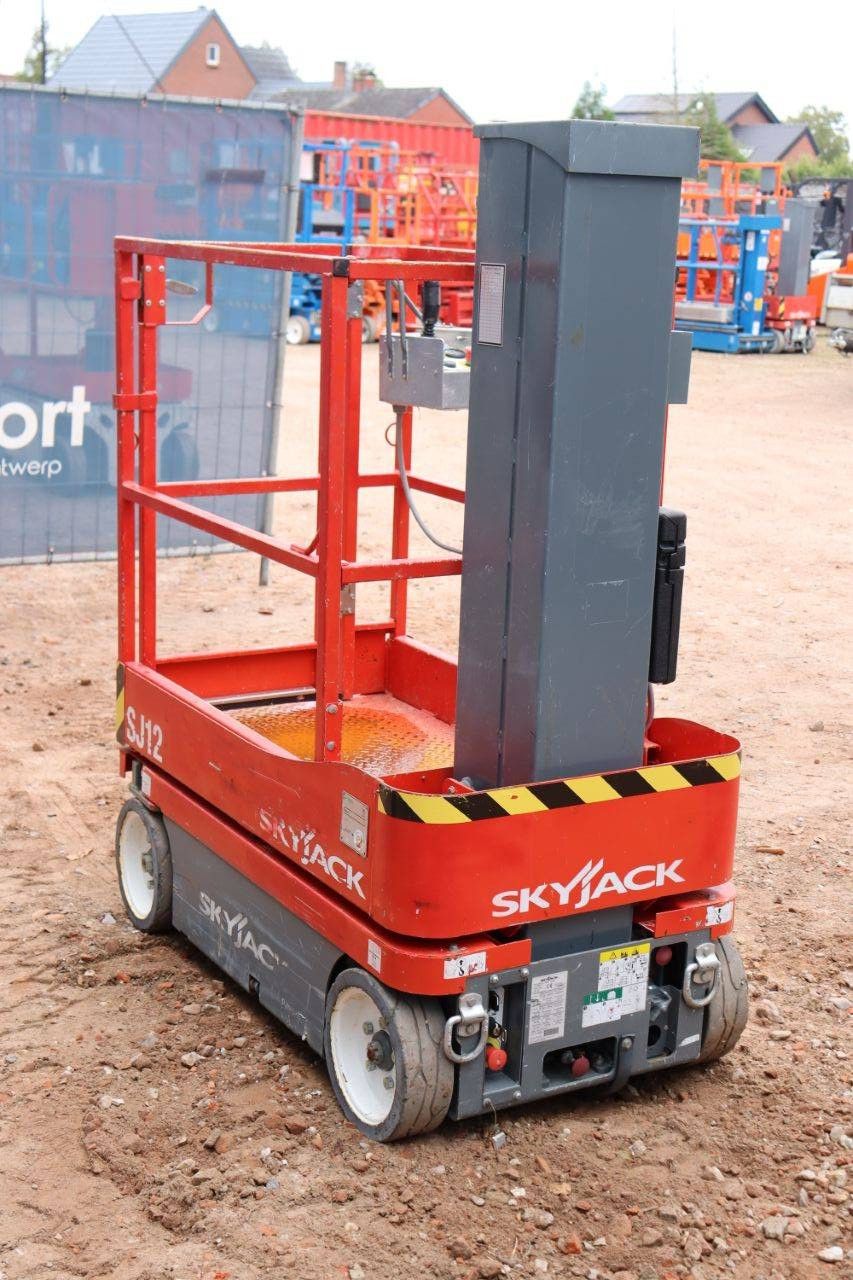 Skyjack SJ12 Elektrischer Mastlift 5,66 m 2015