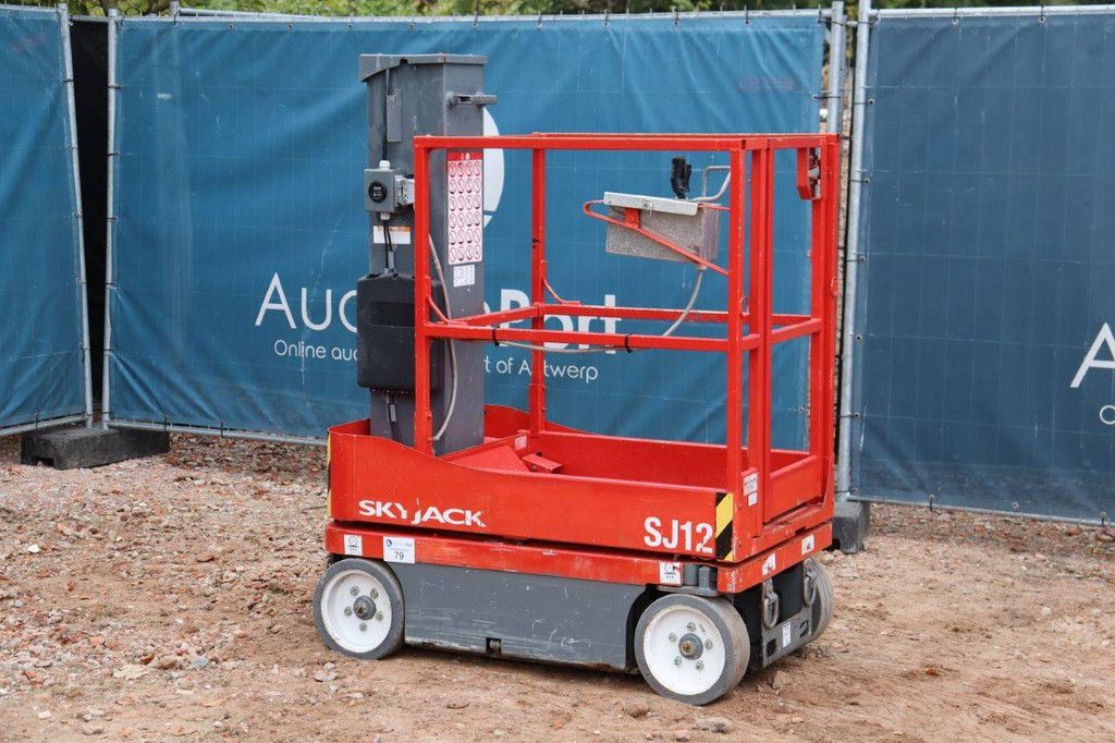 Skyjack SJ12 Elektrischer Mastlift 5,66 m 2015