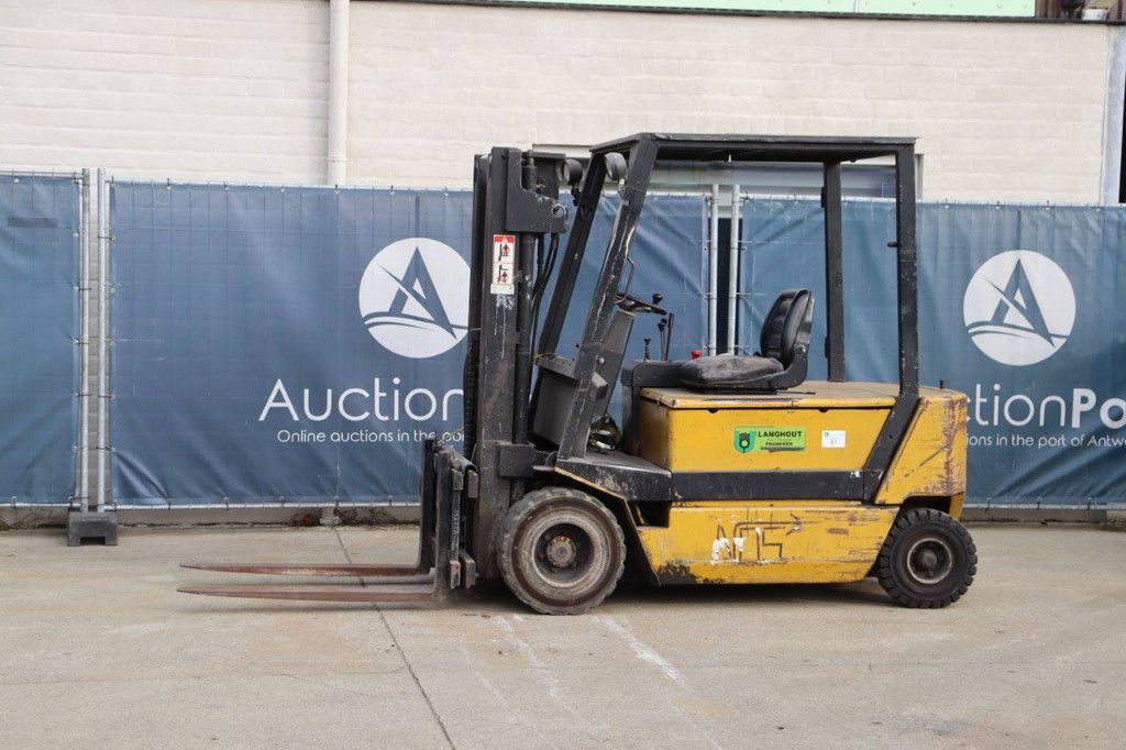 Gabelstapler Boss PE30MK Elektro 3000kg 4,35m 1990