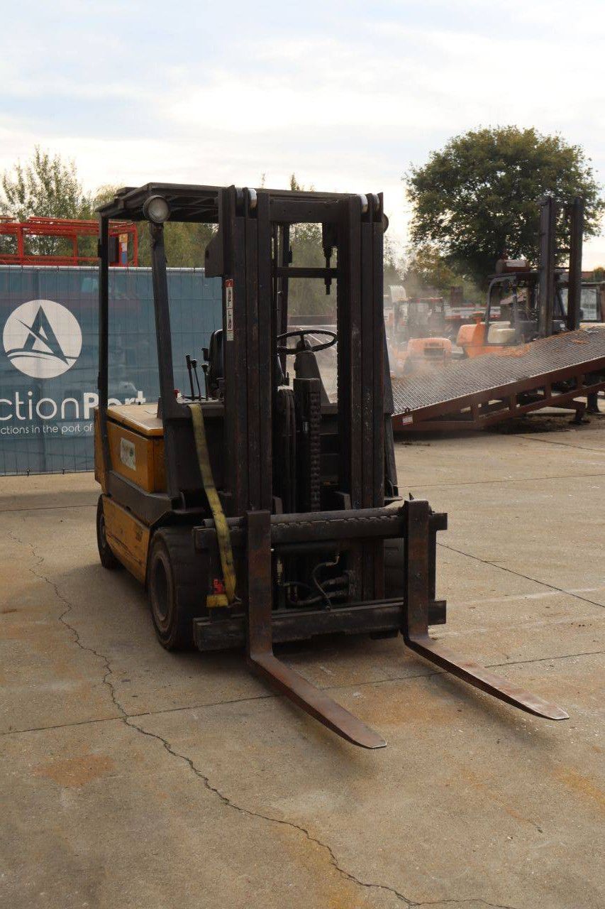 Gabelstapler Boss PE30MK Elektro 3000kg 4,35m 1990