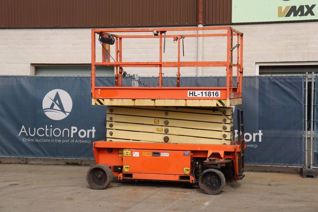 Scissor lift Holland Lift ECOSTAR HL-11816 Electric 13.8m 2013