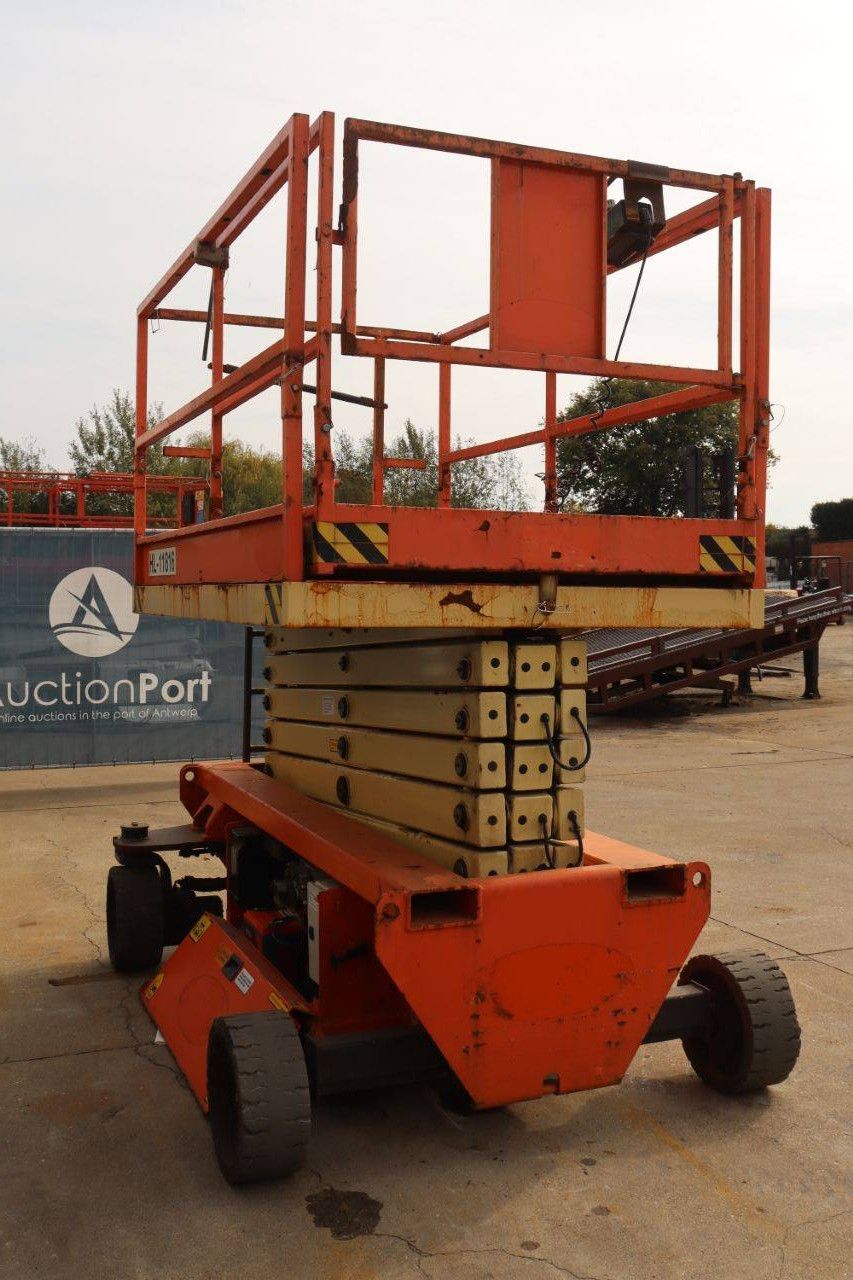 Scissor lift Holland Lift ECOSTAR HL-11816 Electric 13.8m 2013