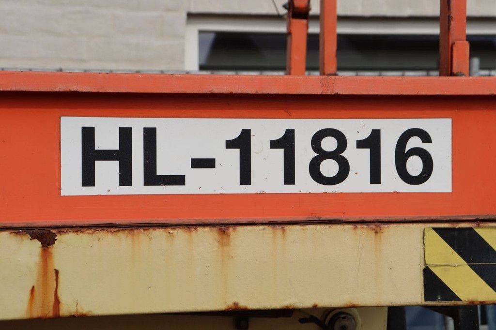 Scissor lift Holland Lift ECOSTAR HL-11816 Electric 13.8m 2013
