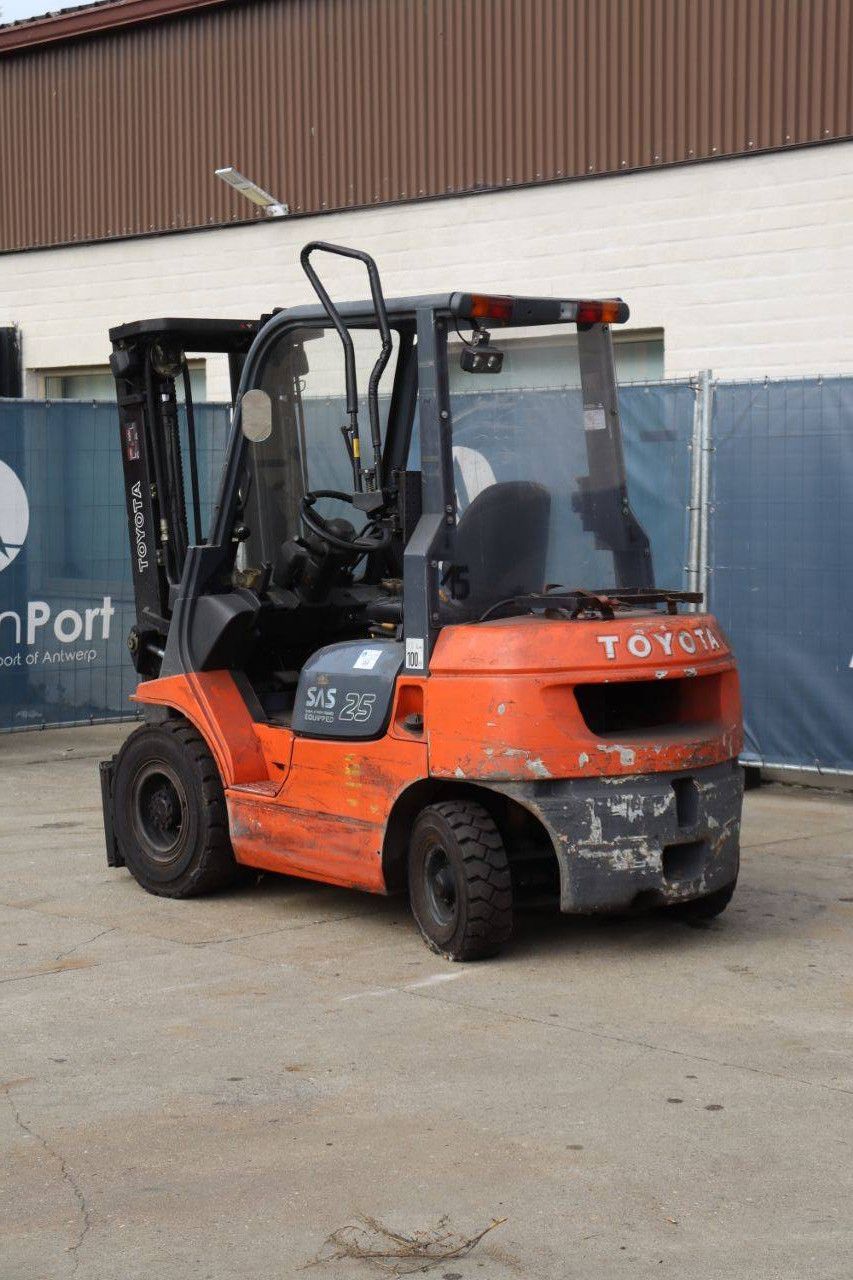 Heftruck Toyota 42-7FGF25 LPG 2500kg 4.7m 2003