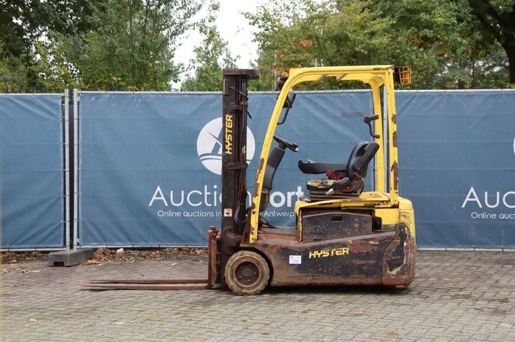 Hyster J2.0XNT Elektro-Gabelstapler 1970 kg 4,6 m 2011