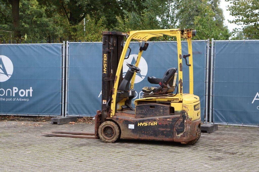 Hyster J2.0XNT Elektro-Gabelstapler 1970 kg 4,6 m 2011