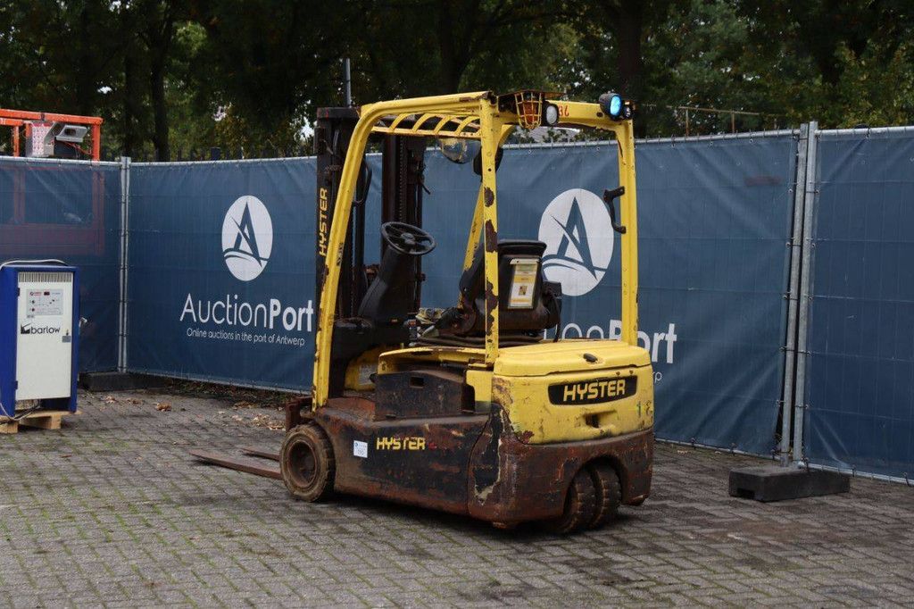 Hyster J2.0XNT Elektro-Gabelstapler 1970 kg 4,6 m 2011