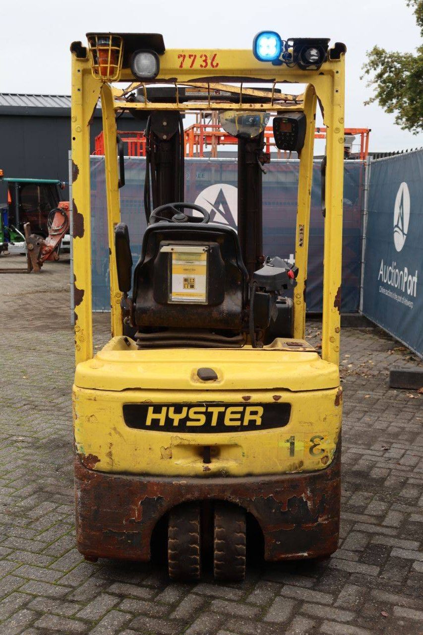 Hyster J2.0XNT Elektro-Gabelstapler 1970 kg 4,6 m 2011