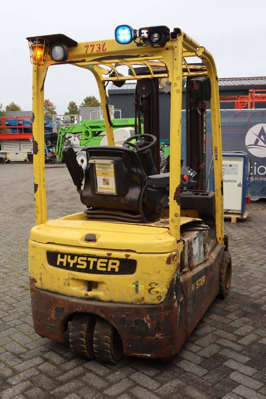 Hyster J2.0XNT Elektro-Gabelstapler 1970 kg 4,6 m 2011