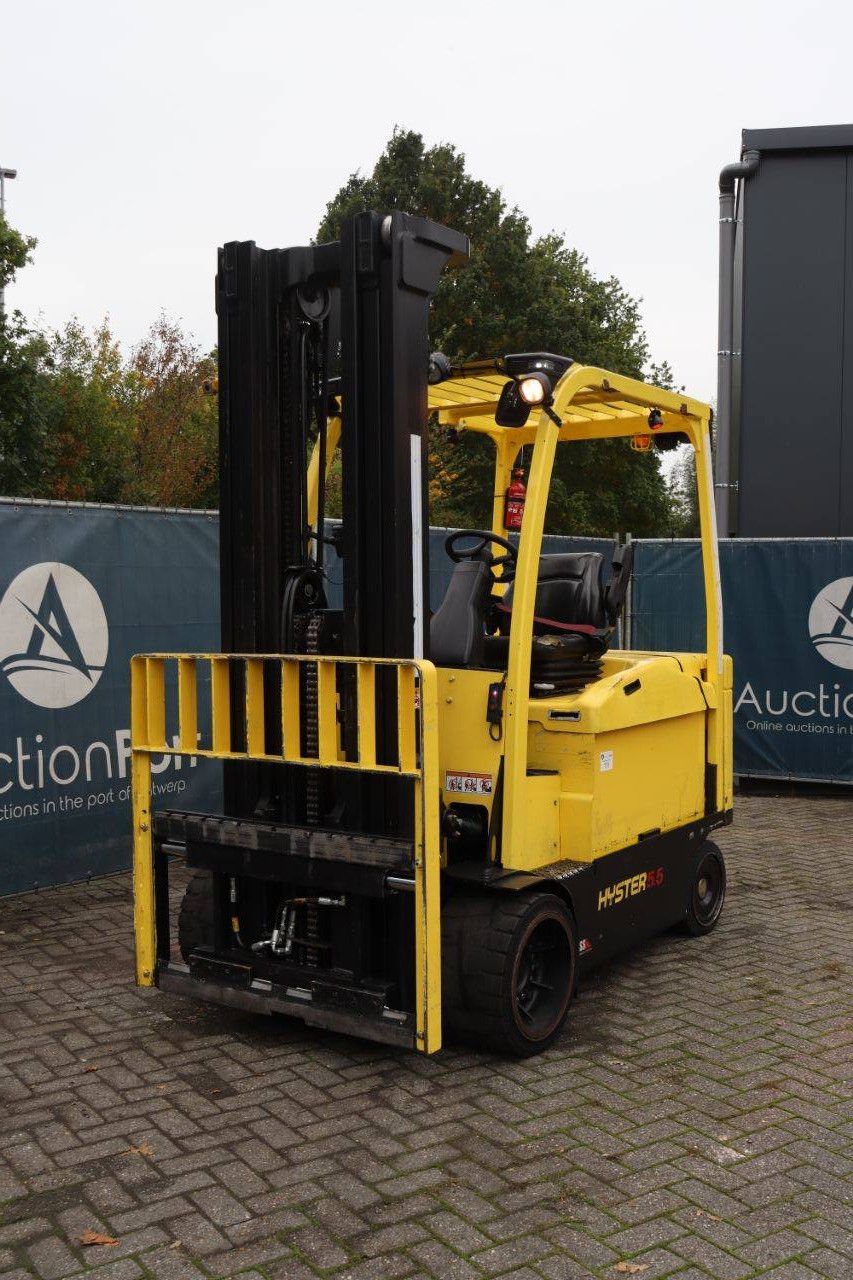 Hyster E5.5XN Electric Forklift 4960kg 5.75m 2015