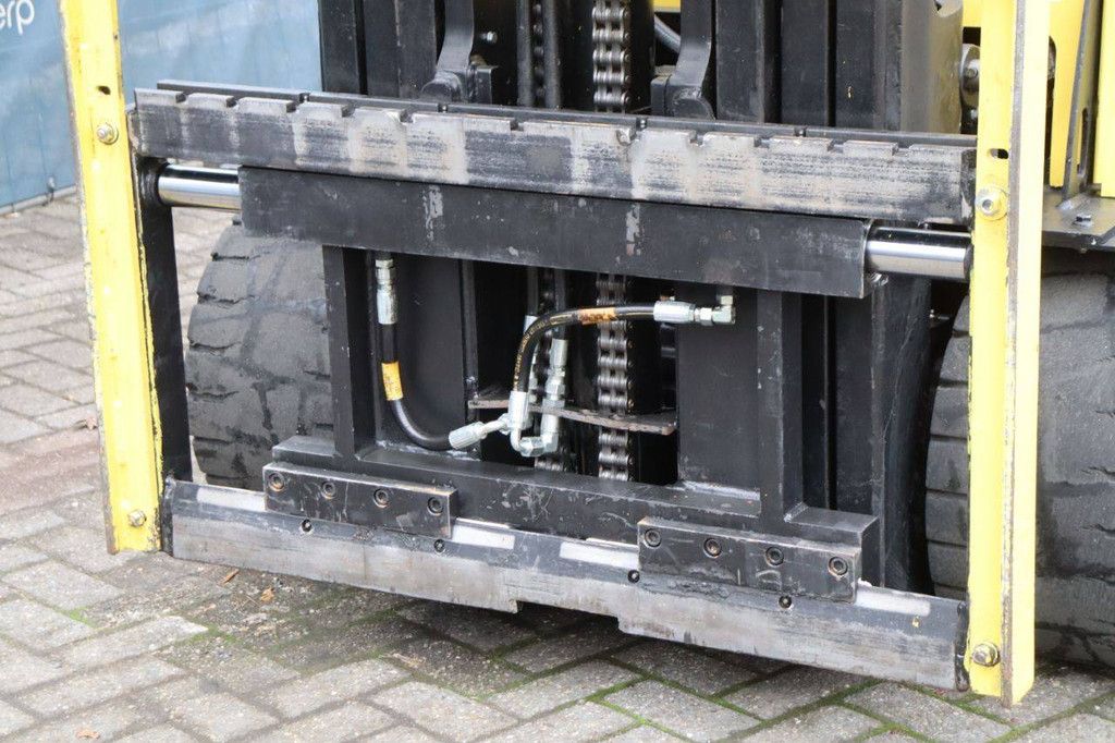 Hyster E5.5XN Electric Forklift 4960kg 5.75m 2015