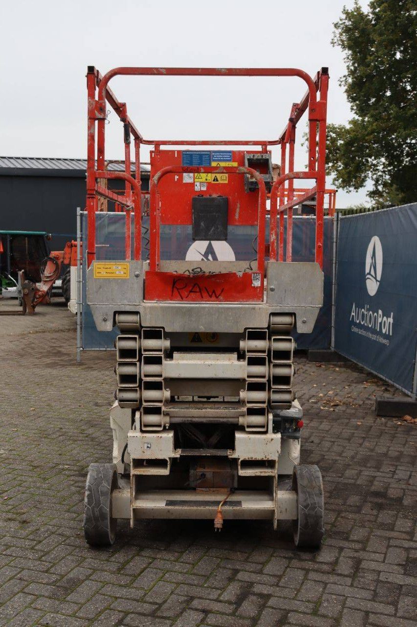 Scissor Lift Oshkosh 2646ES Electric 9.92m 2014