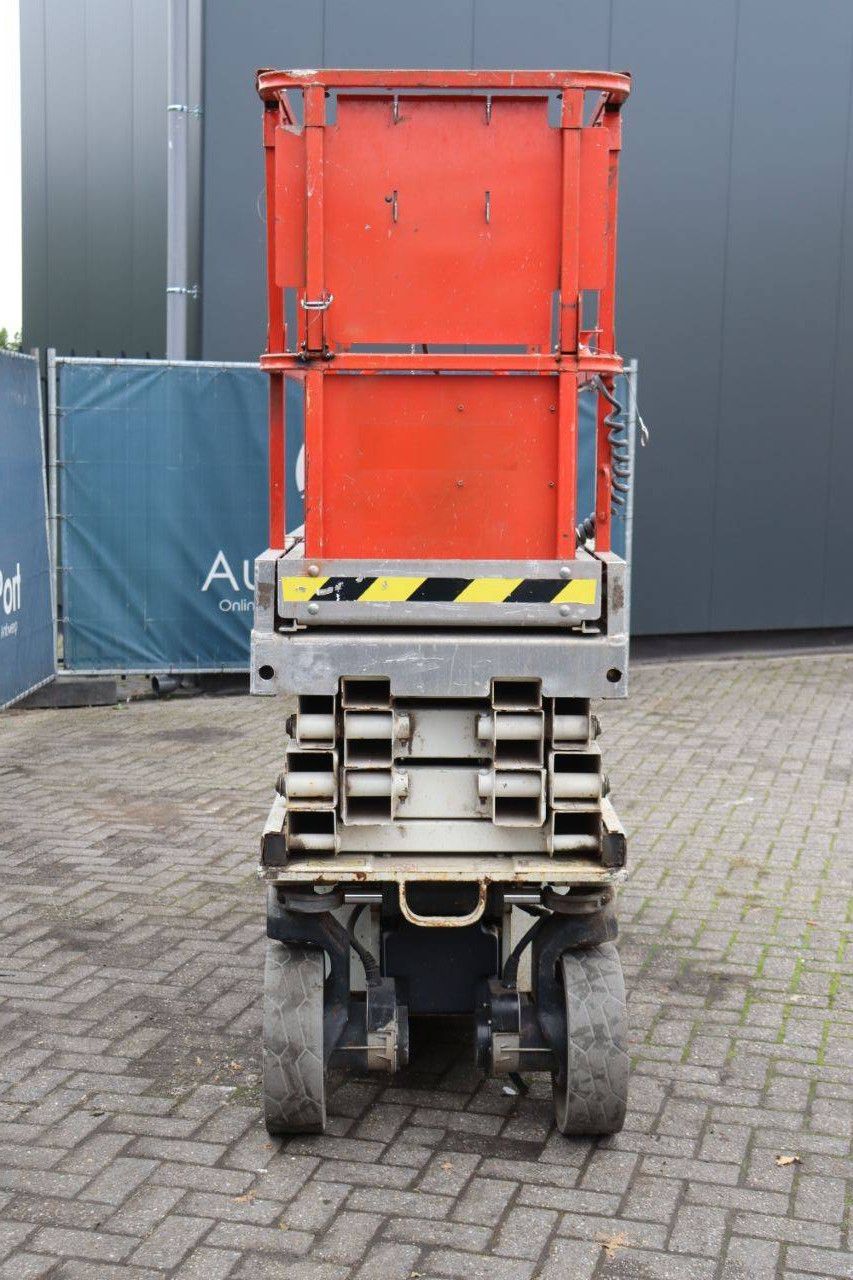 JLG 2030ES Electric Scissor Lift 8.1m 2014