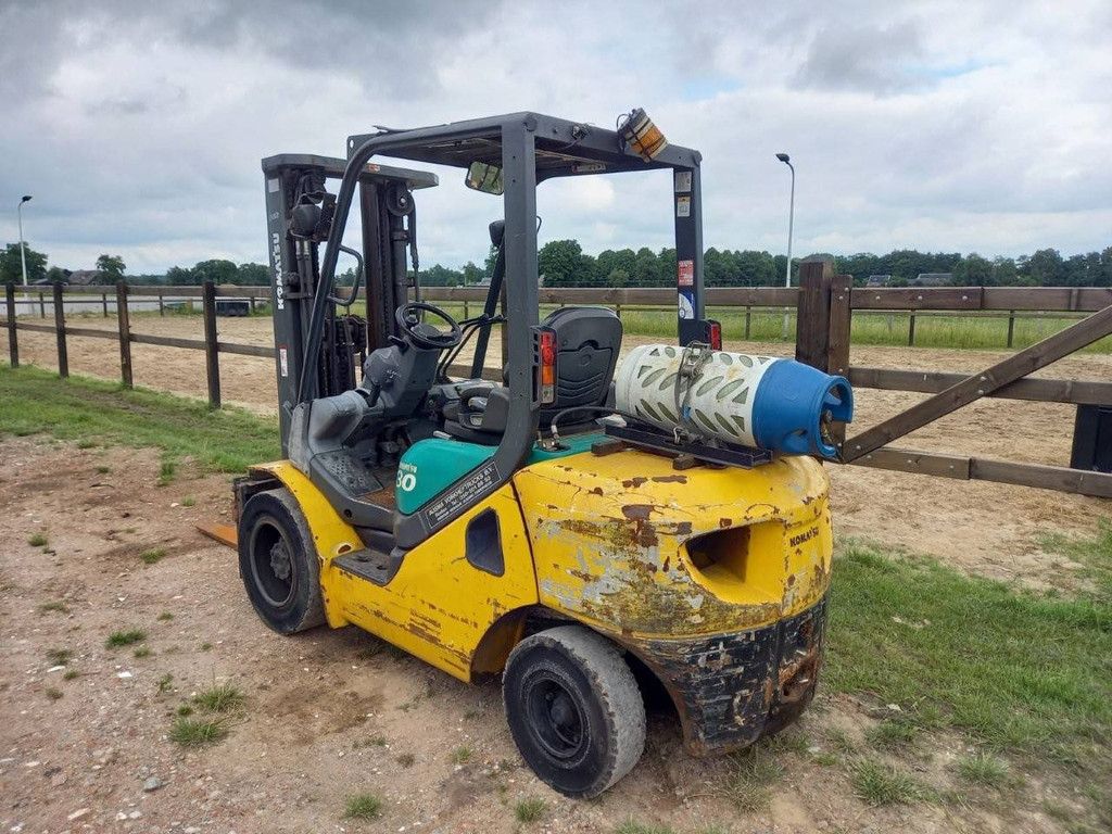 Forklift Komatsu FG30T-16R LPG 3000kg 3.7m 2006