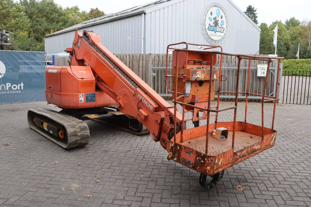 Hitachi HX99B-2 Diesel-Teleskoparbeitsbühne, 11,7 m