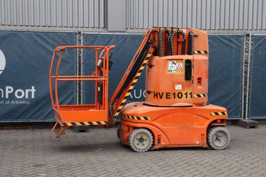 JLG Toucan 1010 Electric Mast Lift 10.1m 2008