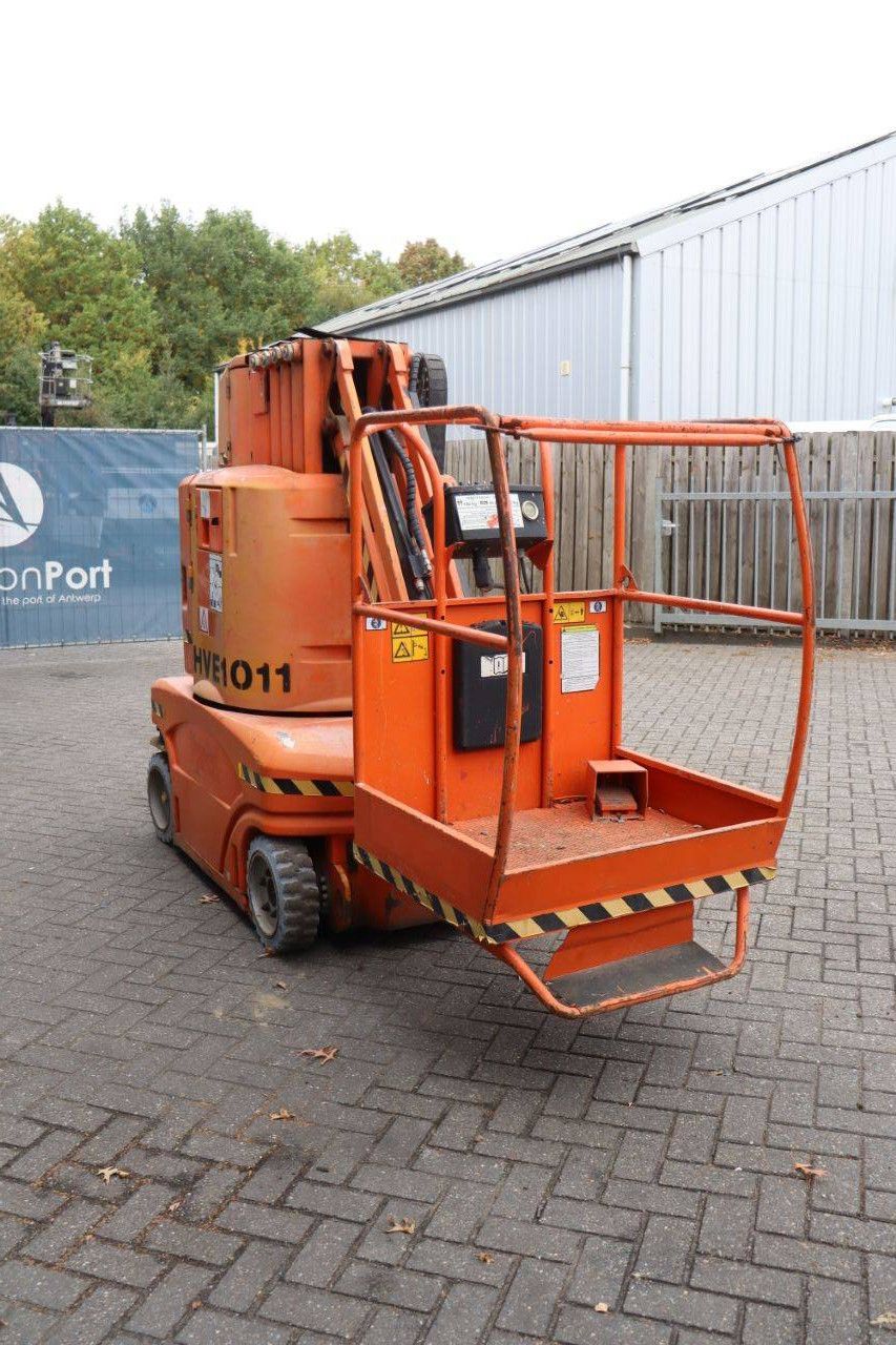 JLG Toucan 1010 Electric Mast Lift 10.1m 2008