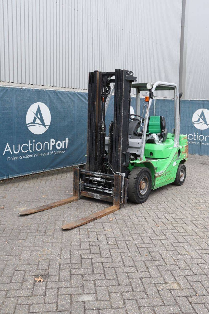 Cesab M325D Diesel Forklift 2500kg 4.6m 2016