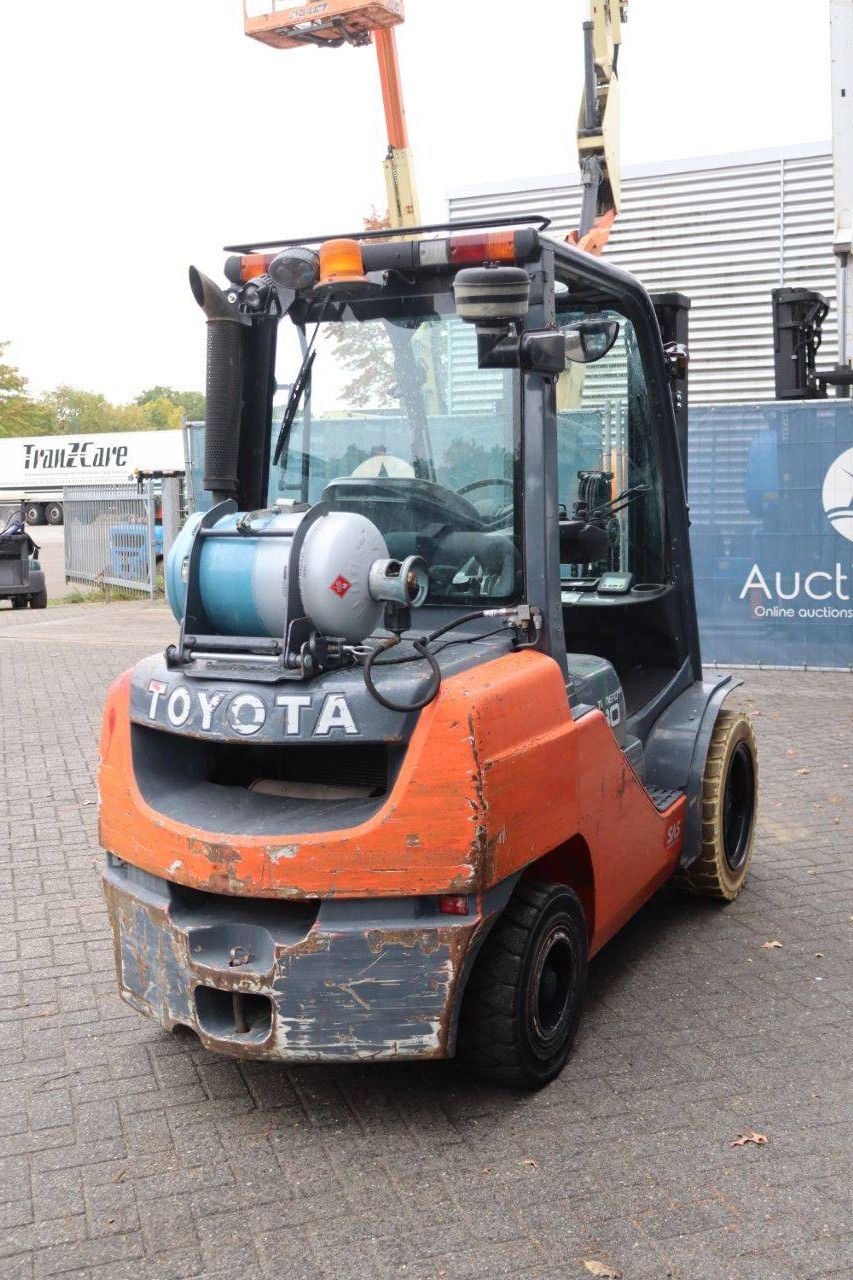 Heftruck Toyota 068FG30F LPG 3000kg 3.3m 2017
