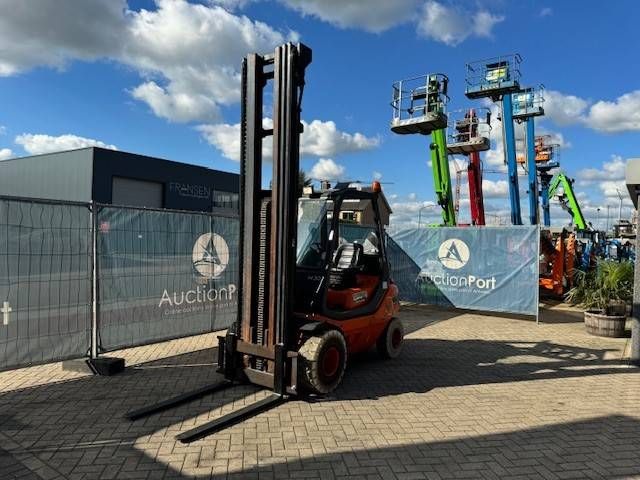 Heftruck Linde H30T LPG 3000kg 8.1m 1994