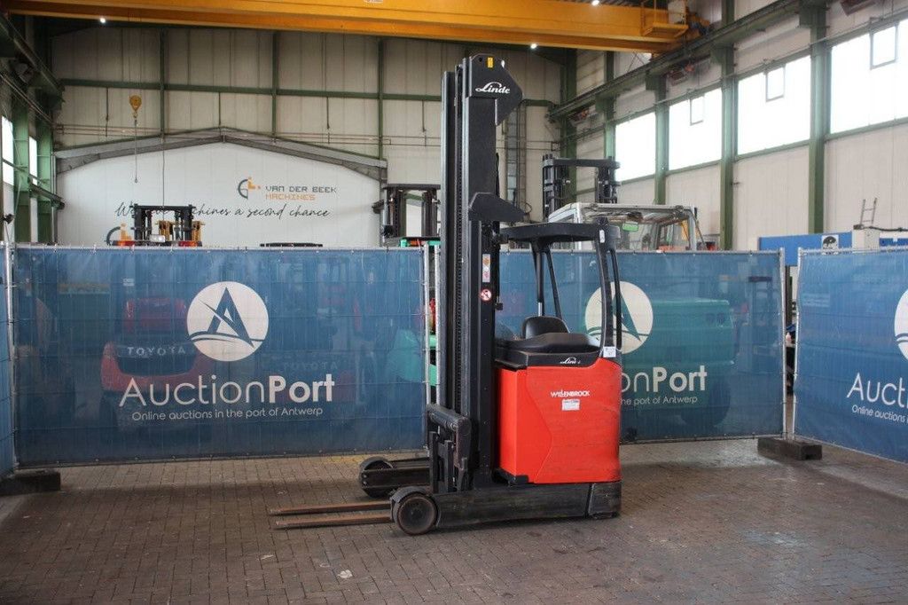 Schubmaststapler Linde R14-01 Elektro 1400kg 8,6m 2015