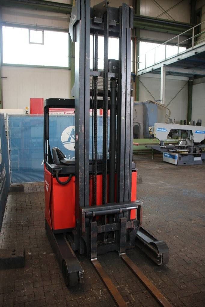 Schubmaststapler Linde R14-01 Elektro 1400kg 8,6m 2015