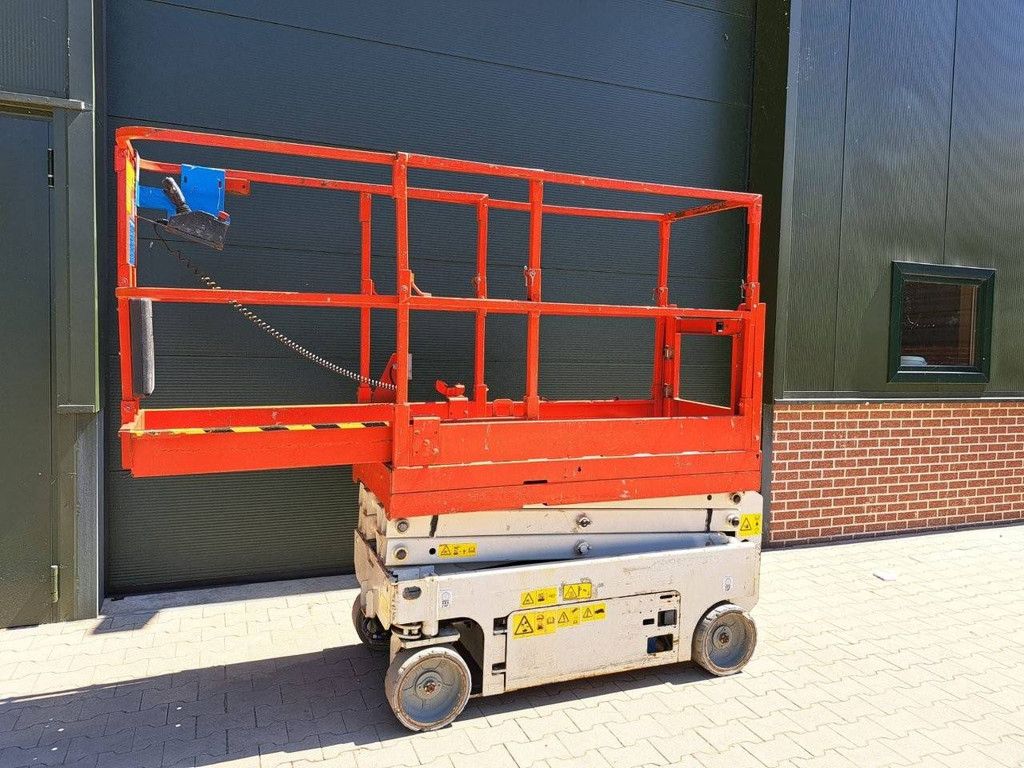 Genie GS2032 Electric Scissor Lift 6.57m