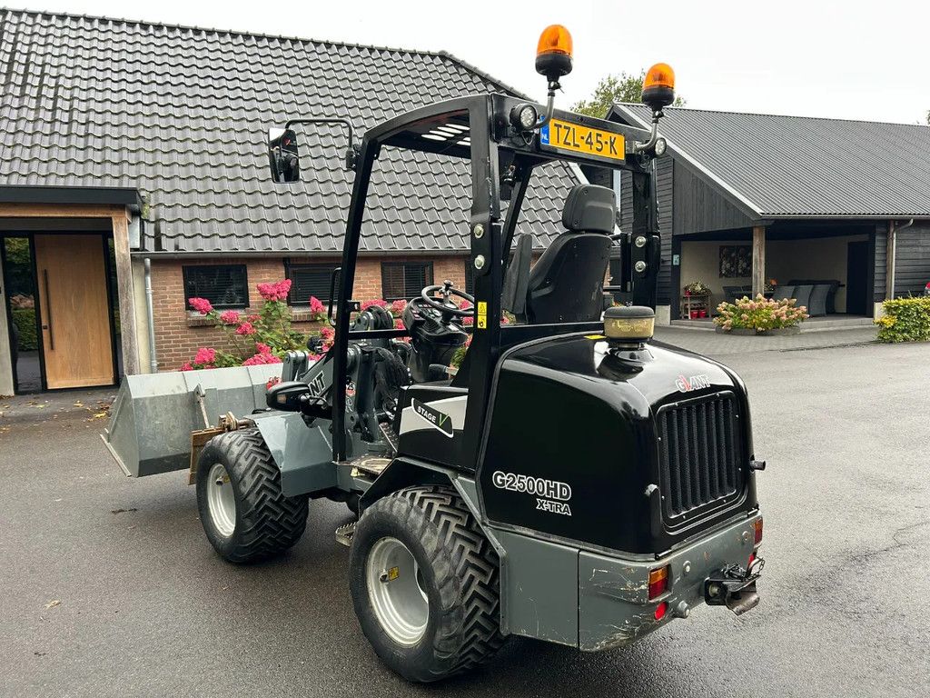 Giant G2500HD X-tra VERKOCHT