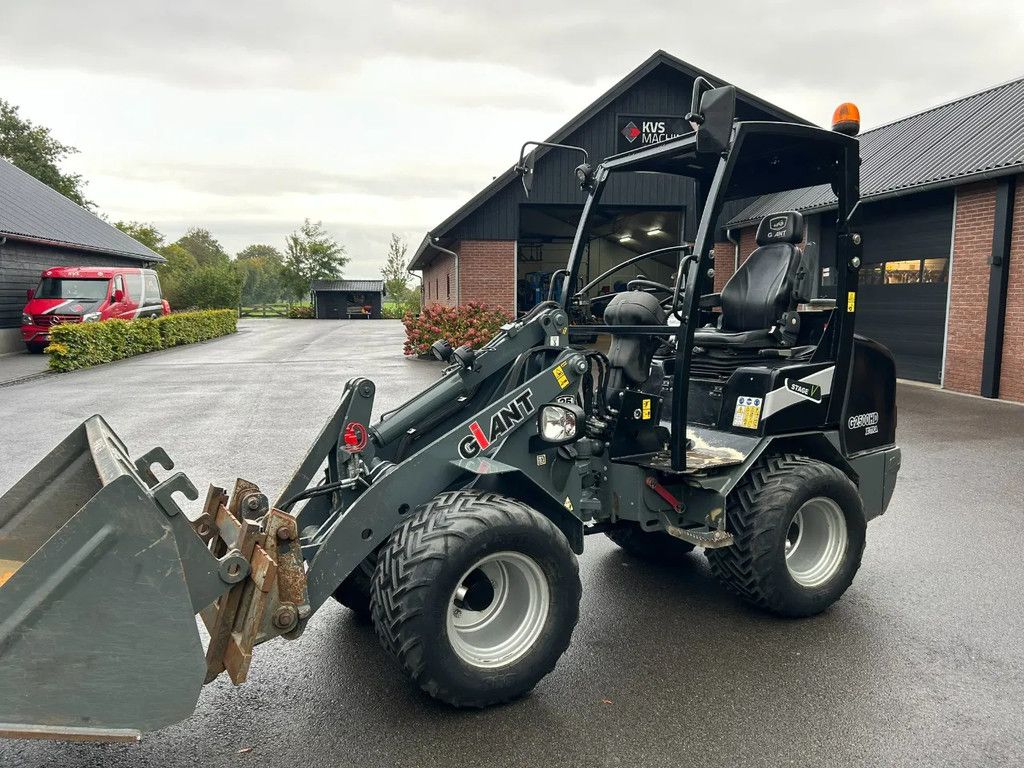 Giant G2500HD X-tra VERKOCHT