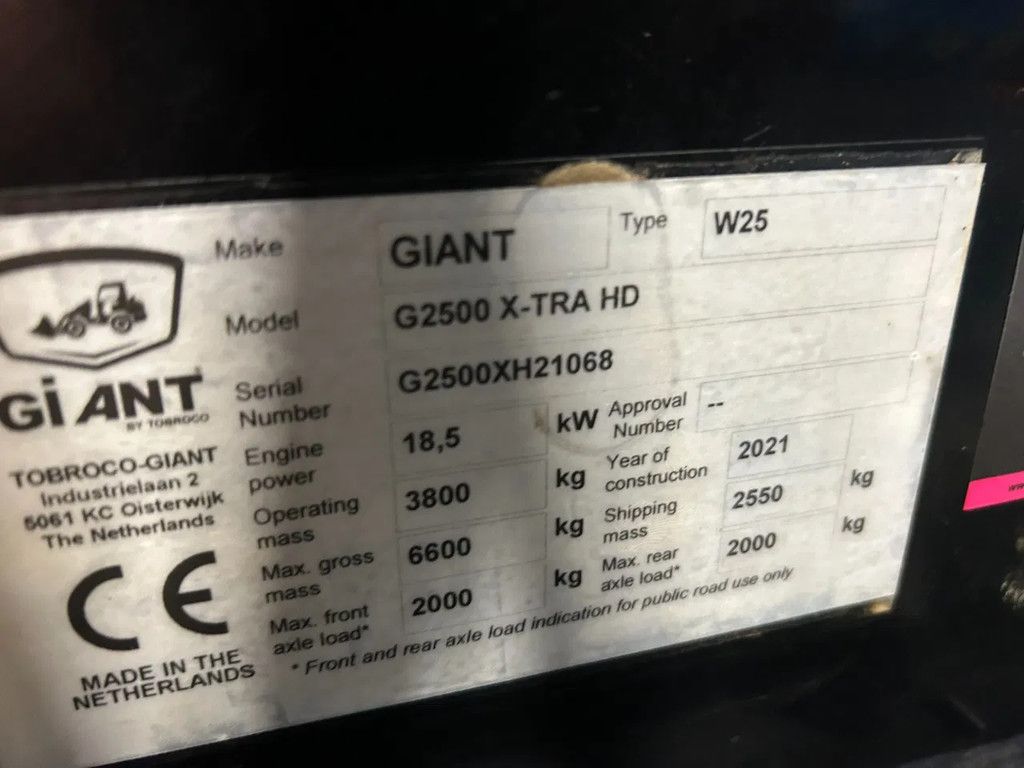 Giant G2500HD X-tra VERKOCHT