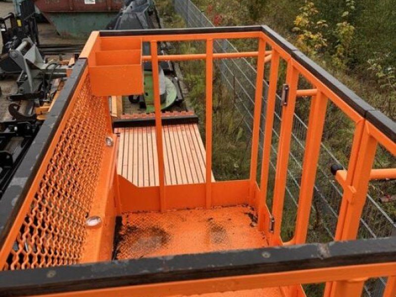 Fliegl ARBEITSBÜHNE