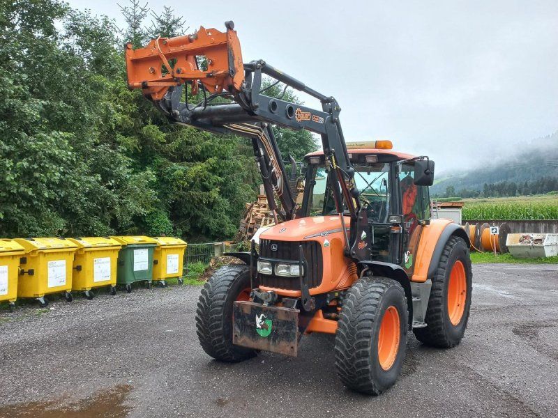 John Deere 6220