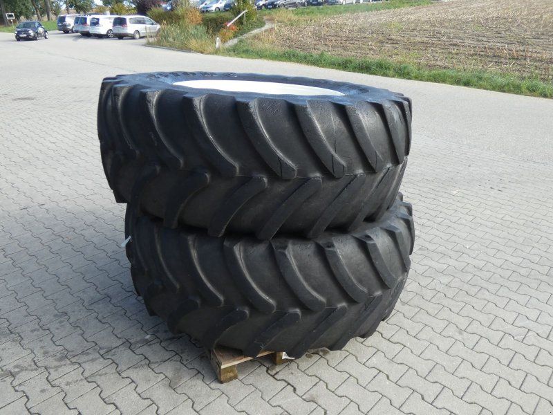 Firestone 650/65R38