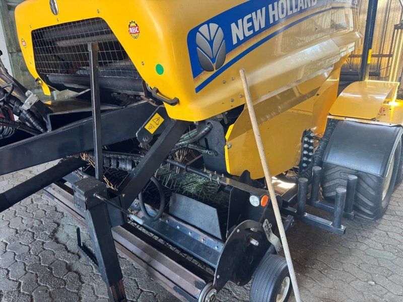 New Holland Rooll  125 Combi