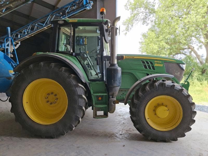 John Deere 6155M
