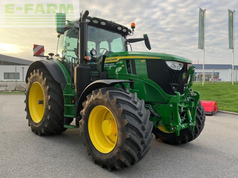 John Deere 6R 215