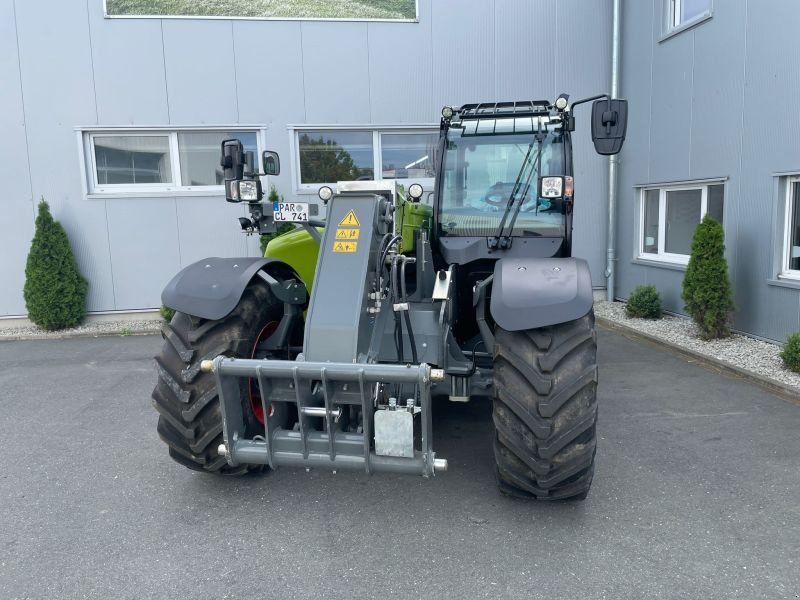 Claas SCORPION 741 VARIPOWER 2