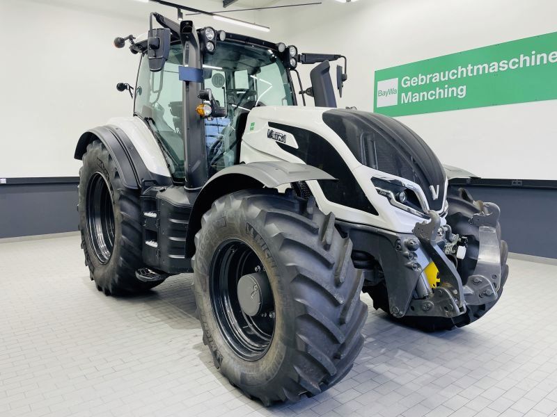 Valtra T235D