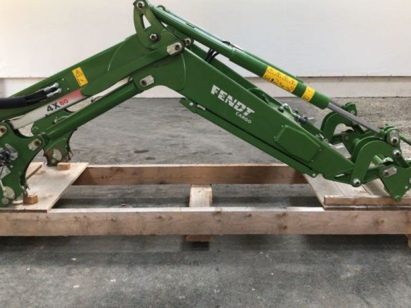 Fendt CARGO 4 X 80