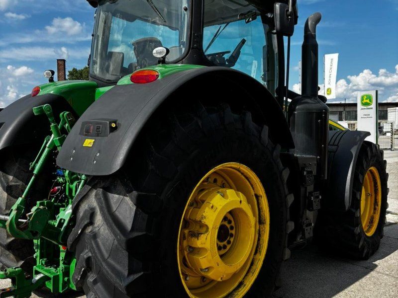 John Deere 8370R