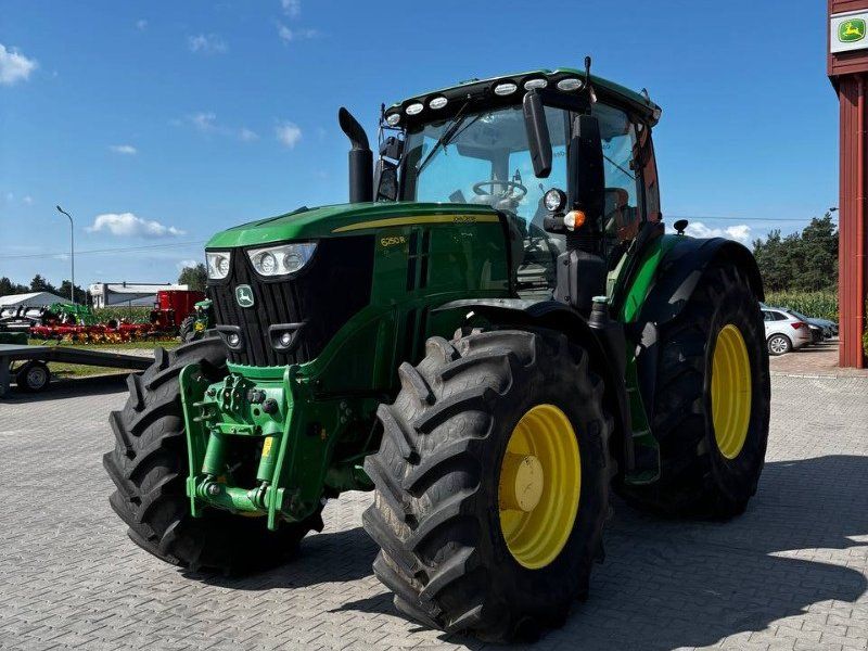 John Deere 6250R