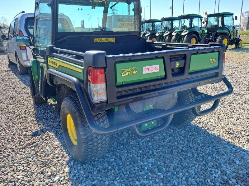 John Deere Gator TE 4X2