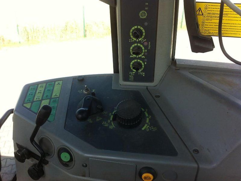 Fendt Favorit 818