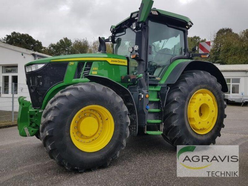 John Deere 7R 330
