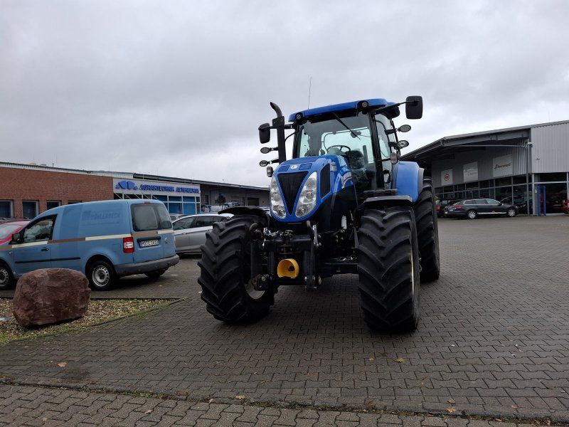 New Holland T7.210 AC