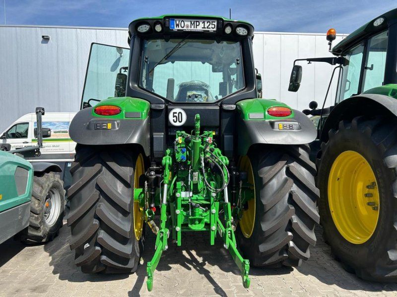 John Deere 6M 125