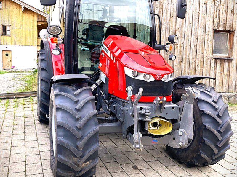 Massey Ferguson 5608 Dyna 4