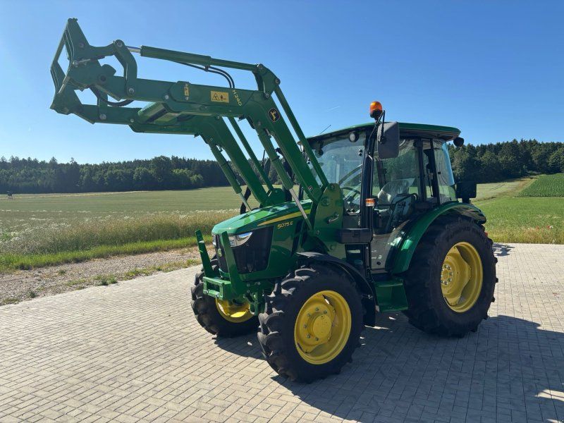 John Deere 5075 E