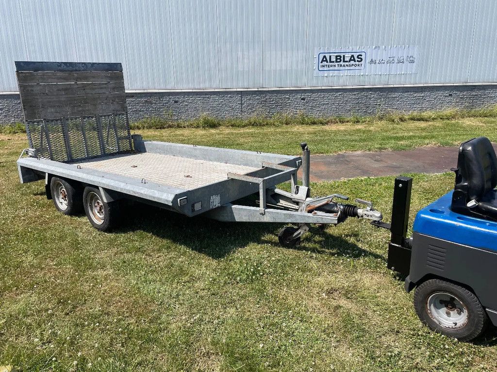 Hapert HV2700 machinetransporter met oprijklep